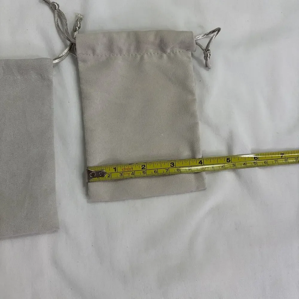 Kendra Scott Jewelry Pouches Lot Of 2, velvet material, soft, jewelry care